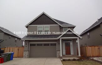 Fantastic Two Story 4 Bedroom/ 2.5 Bath Home off Barger Area in Eugene !