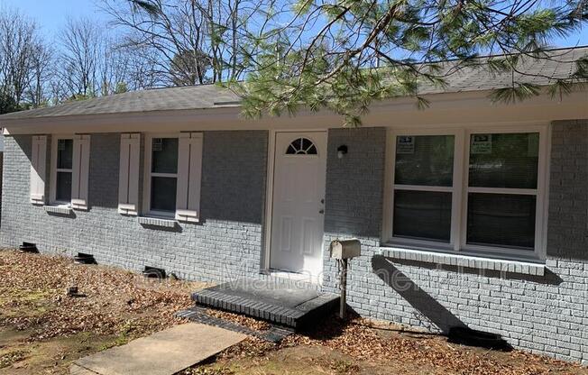 3000 RODMAN ST