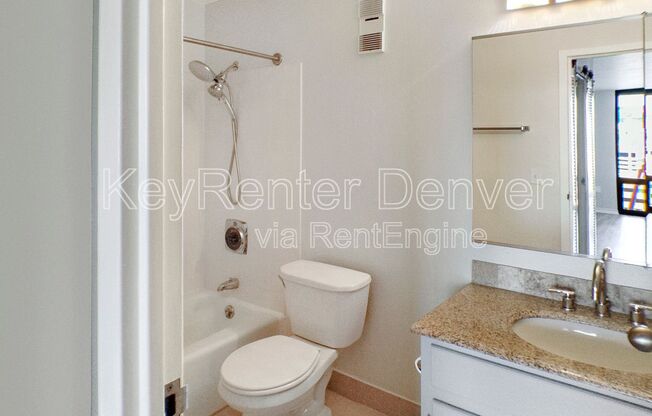 1 bed, 2 baths, 816 sqft, $1,600, Unit 808