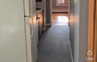498 E 138 ST