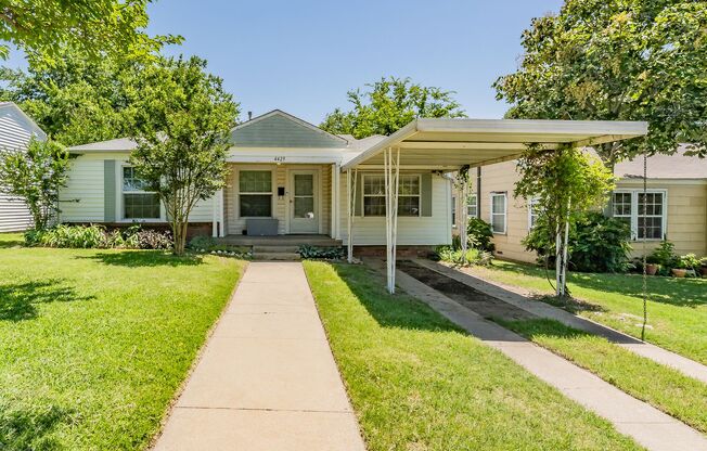 Excellent 2 bedroom 1 bath in Arlington Heights area