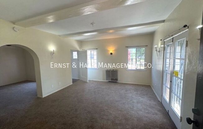 1407 OLIVE AVE