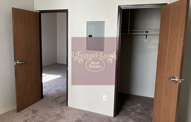 1 bed, 1 bath, 650 sqft, $1,050, Unit 1303