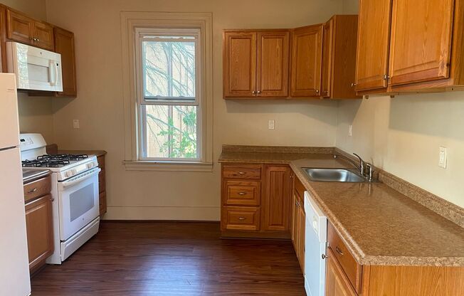 185 Lincoln House in Bellevue, Pittsburgh