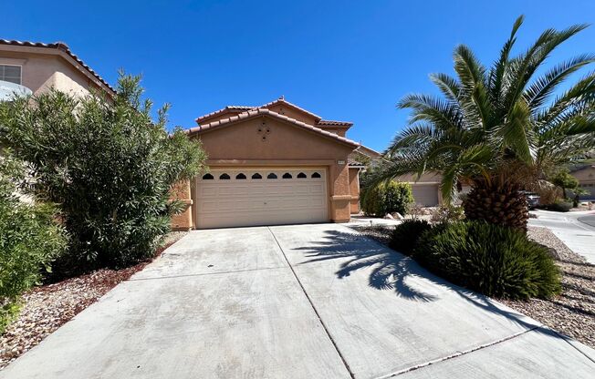 SPACIOUS 4BD/2.5BA HOME IN ALIANTE W/ FRESH PAINT, NEW FLOORING