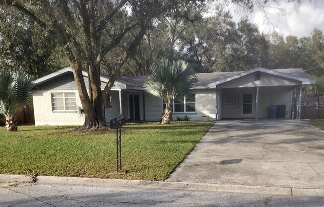 815 W 124 AVE