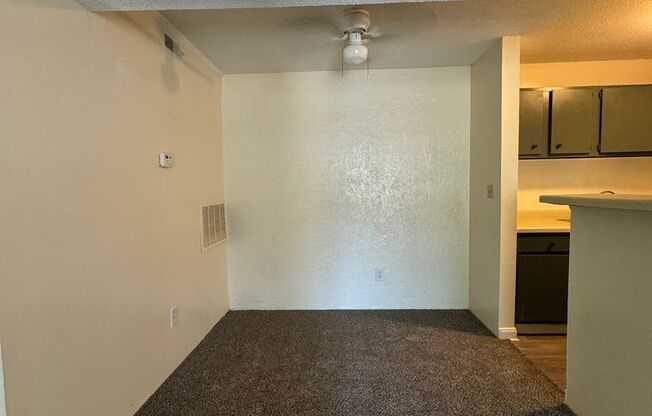 2 beds, 2 baths, 835 sqft, $1,395, Unit 5921-02