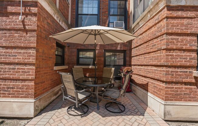 3 beds, 2 baths, 1,150 sqft, $3,300, Unit 1062-1st Floor