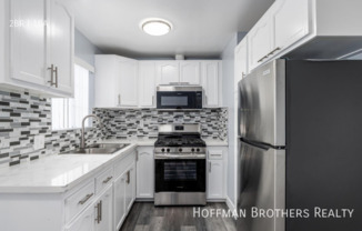 1032 NORMANDIE AVE