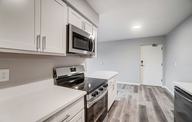 Chardon Place Apartments and Townhomes