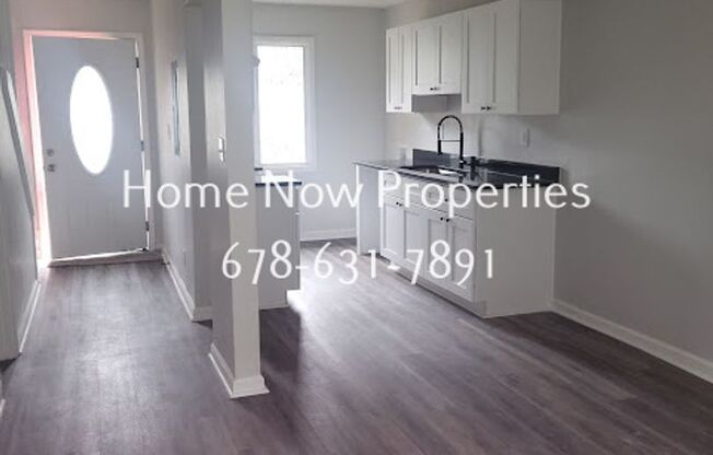 Modern Townhome w/ Granite Kitchen + Fenced Yard – Move-In Ready