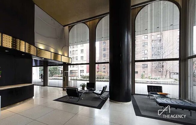 1 bed, 1 bath, $4,700, Unit 4J