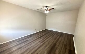 3 beds, 1 bath, $1,650