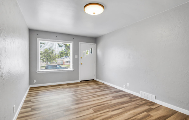 1917 7th Ave