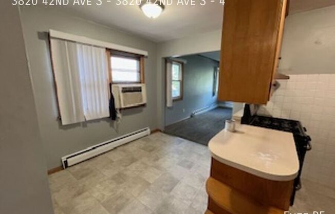 3820 42nd Ave S - 3820 42nd Ave S