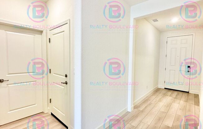 Modern Elegance in the Heart of Carson City – Brand-New 3-Bedroom Home- VIRTUAL TOUR IN DESCRIPTION
