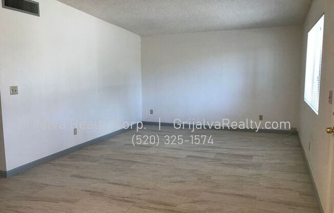 2 beds, 1 bath, 900 sqft, $1,150, Unit 3005