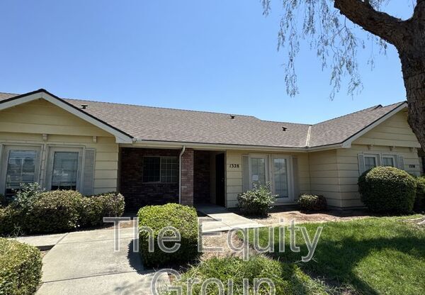 1328 S ROSSMOOR
