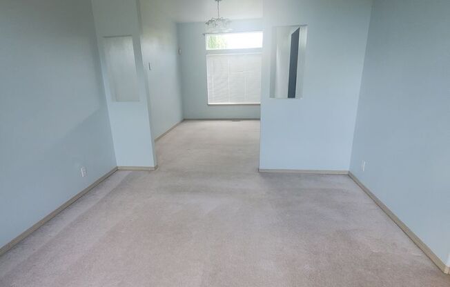 Bright 4BD/2.5BTH Lynnwood Home with Vaulted Ceilings & Large Backyard!