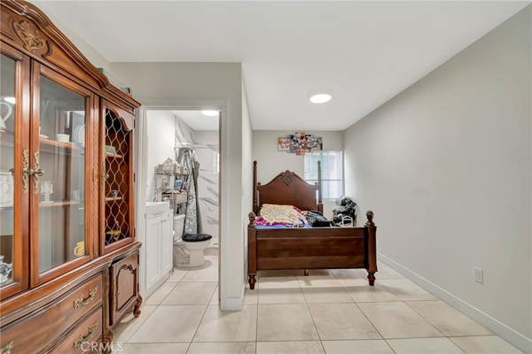 6735 Elmer Ave.