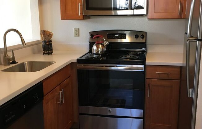 1 bed, 1 bath, 650 sqft, $1,650, Unit A102