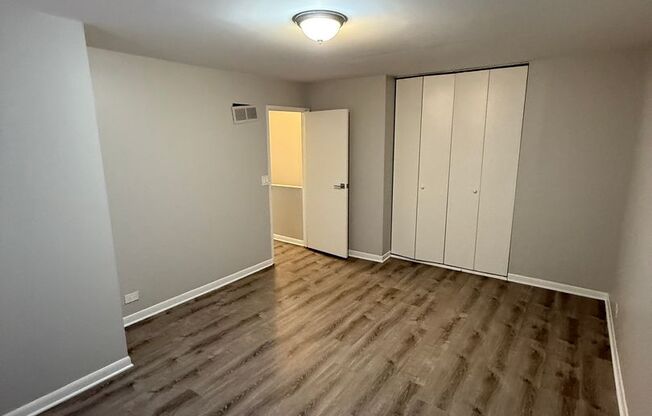 2 beds, 1.5 baths, $2,500, Unit 107