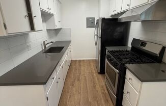 1626 Hobart Boulevard