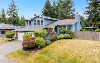 Spacious 3 bedroom 2.5bath tri-level house in Bothell