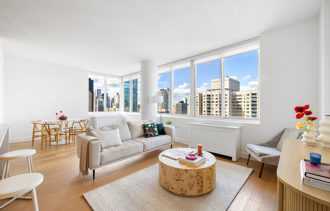 3 beds, 3 baths, 1,834 sqft, $17,999, Unit PH6