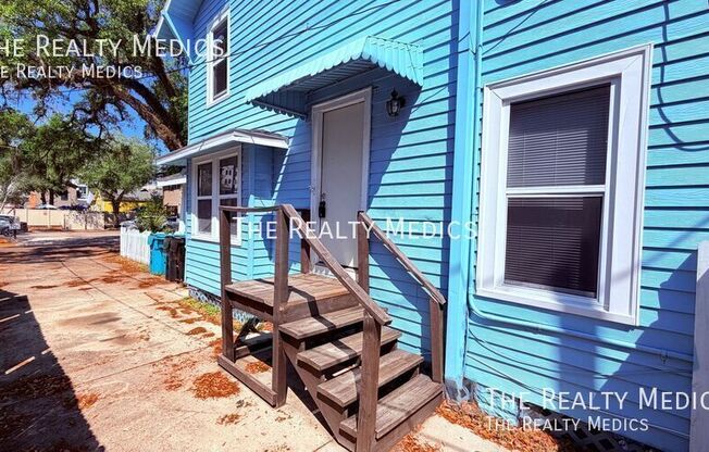 35 Hill Avenue unit 2