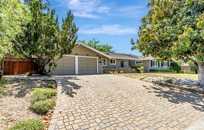 Beautiful 4 Bedroom Home on Almaden Country Club Golf Course