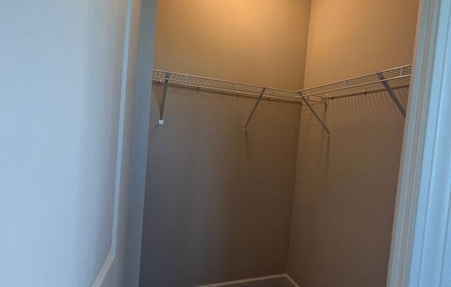 2 beds, 2 baths, 1,263 sqft, $3,282, Unit 0122