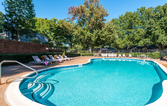 Averly apartments in Jonesboro Georgia photo of swimming pool