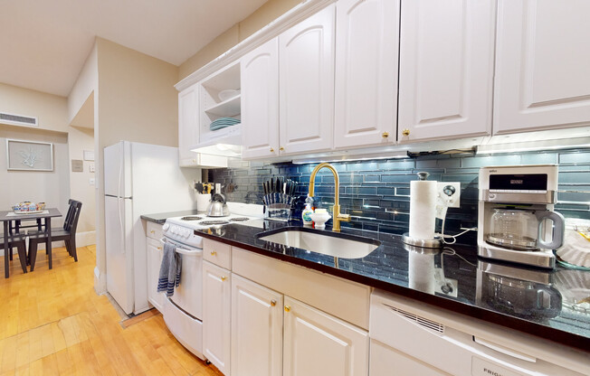 290 Beacon St