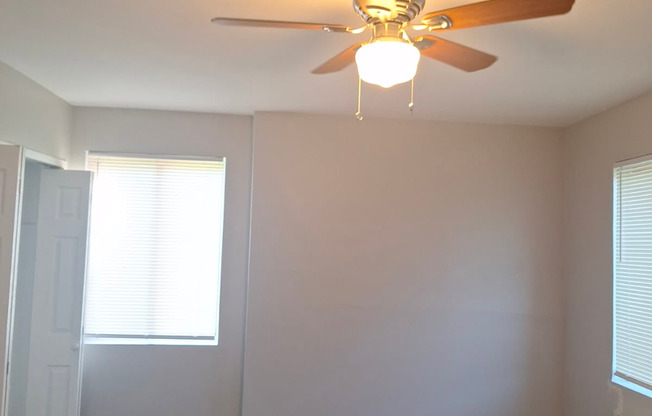 Top-Floor 2-Bedroom Condo in Southwest DC – Remodeled & Move-In Ready
