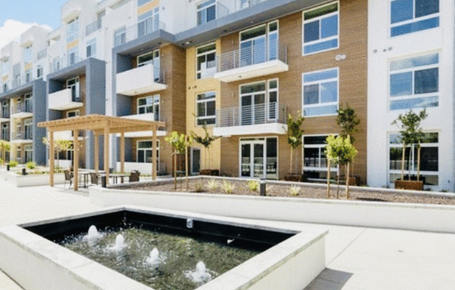 Monterey Bay Square (#409)