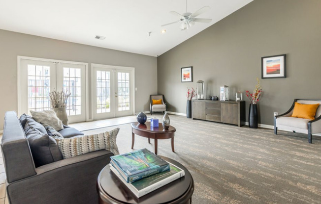 2 beds, 2 baths, 1,012 sqft, $999, Unit 2-2106