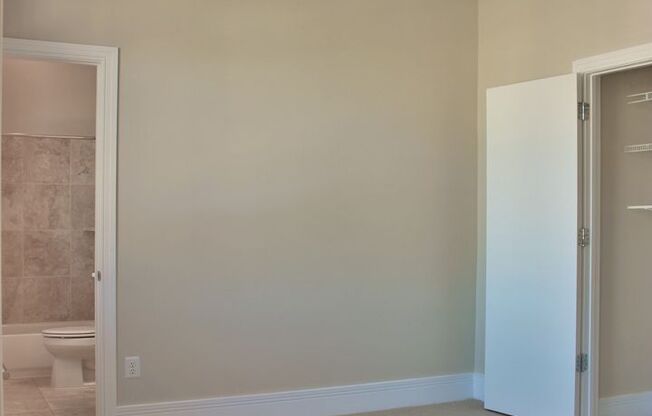 2 beds, 2 baths, 820 sqft, $4,050, Unit 312