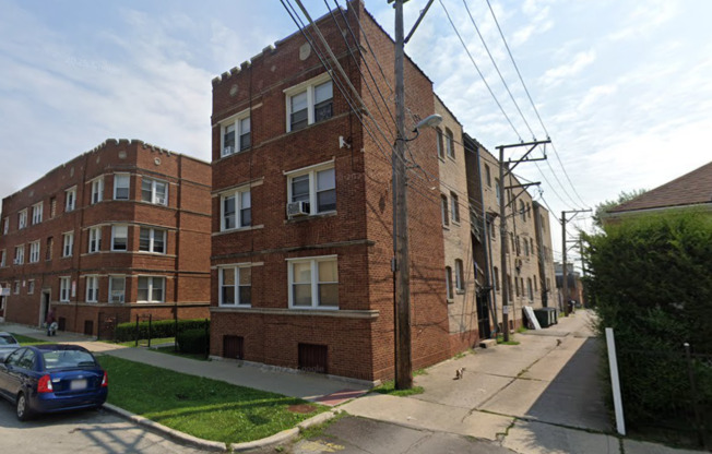 8705 S Morgan