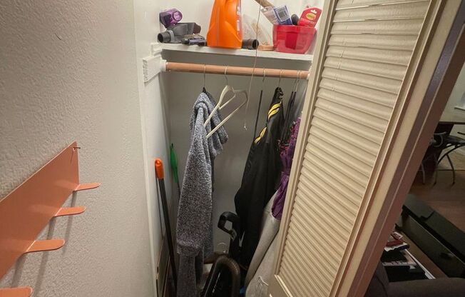 Studio, 1 bath, $1,285, Unit 151