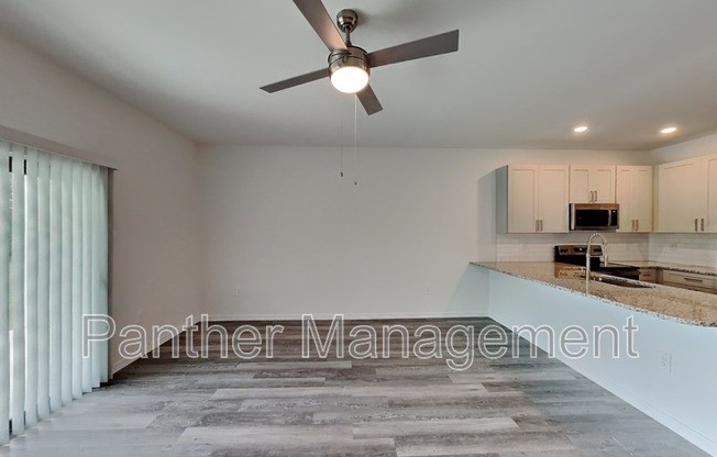 3106 SE SANTA BARBARA PL