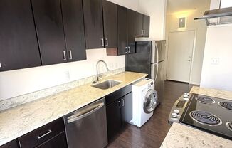 Studio, 1 bath, 4 sqft, $1,200, Unit 206
