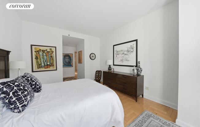 2 beds, 2.5 baths, 1,590 sqft, $9,250, Unit 9E