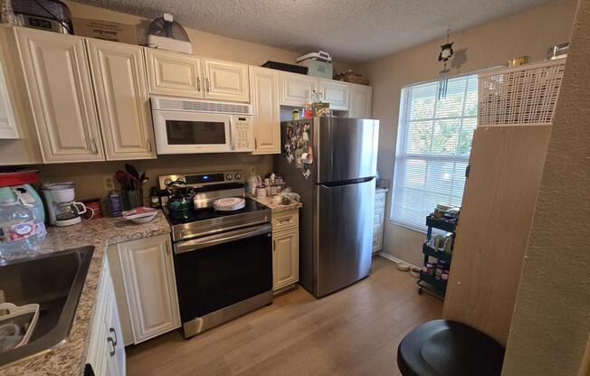 2955 STILWELL CT