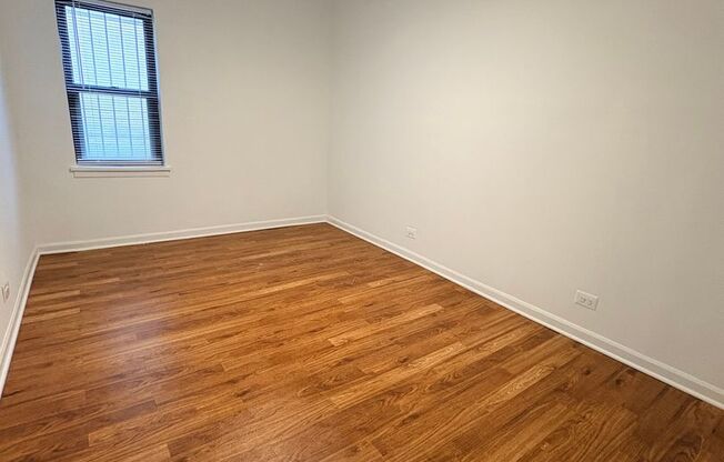 3 beds, 1 bath, $1,325, Unit CA 145-B