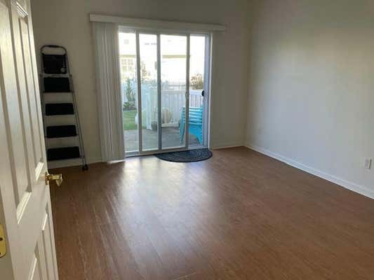 2 beds, 2 baths, 1,200 sqft, $3,100