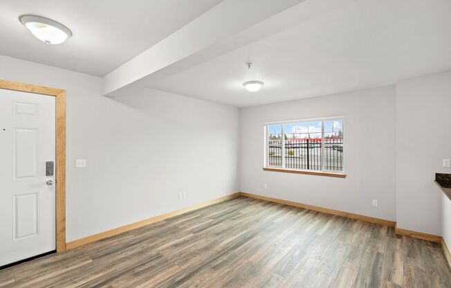 1 bed, 1 bath, 580 sqft, $1,495, Unit 901-1B