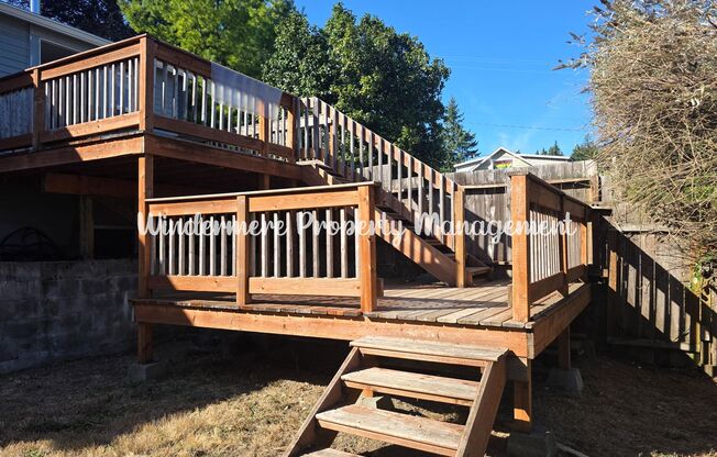 *Affordable and Available Now!* Conveniently located 3 bed in Bremerton, large corner lot!