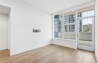 1 bed, 1 bath, 848 sqft, $3,850, Unit 411