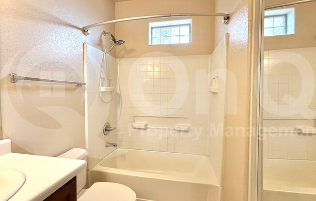 4 beds, 3 baths, 1,330 sqft, $2,199, Unit 1012